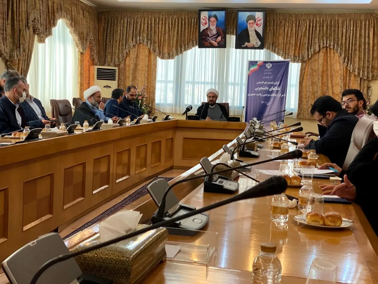 یک مقام مسئول: دانشجو باید به جا و به موقع با صدای رسا راه را از بیراه تبیین کند