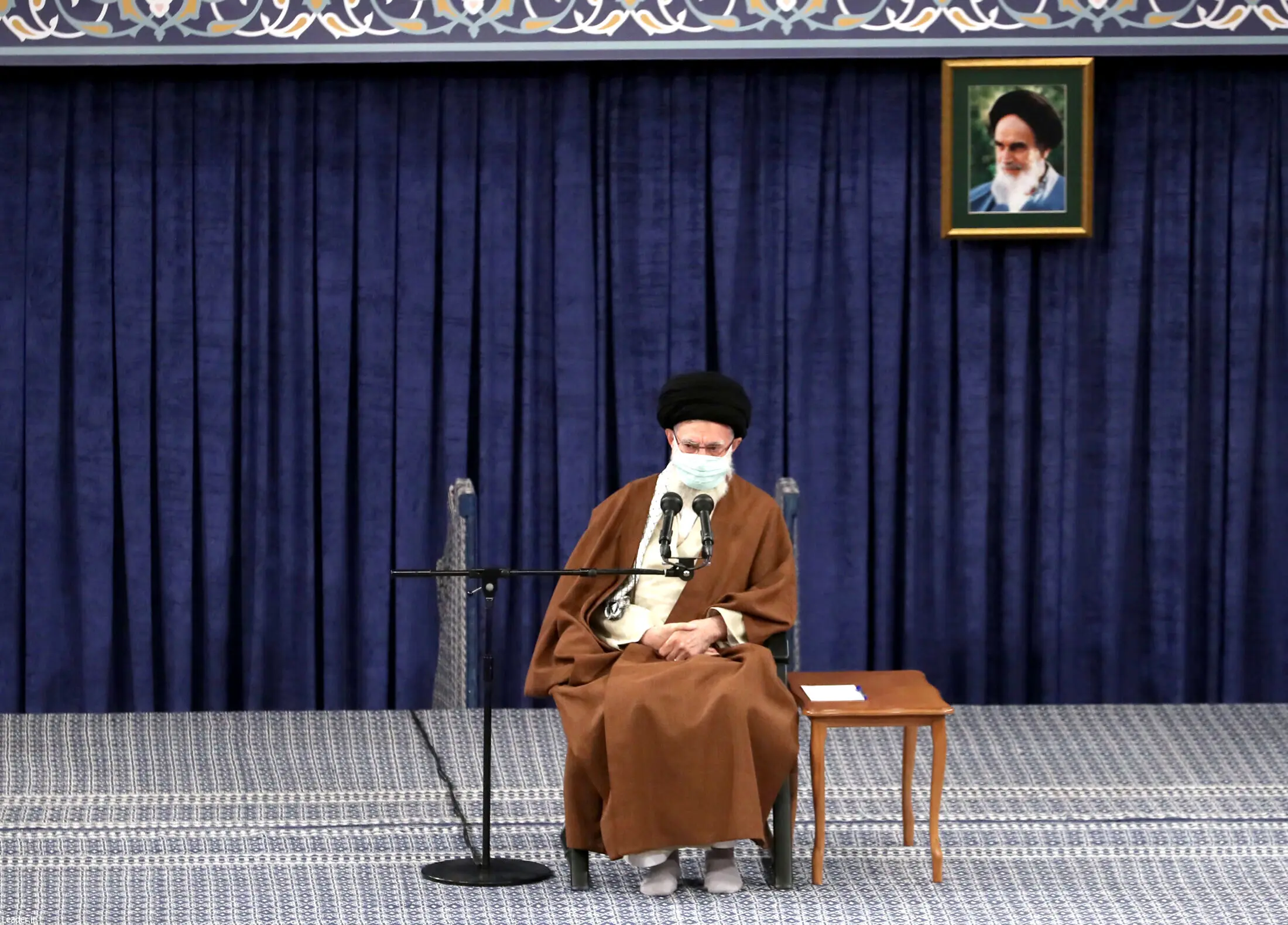 رهبر انقلاب :می‌گویند اجازه نمی‌دهیم فلان کشتی‌ از تنگه عبور کند، غلط زیادی است