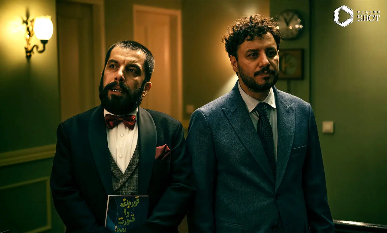 رکوردشکنی جواد عزتی | «تمساح خونی» سومین فیلم پرفروش تاریخ سینما شد!