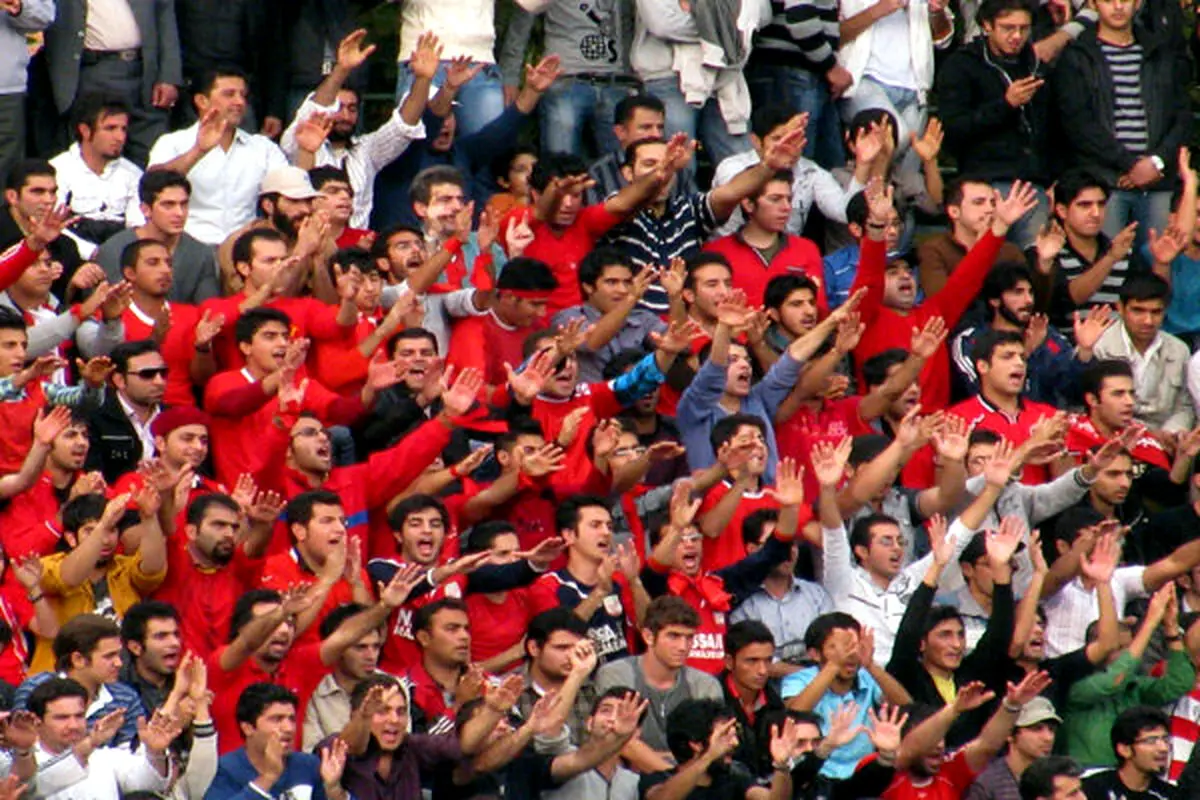 ماجرای سرخ یک بلیت رایگان که پولی شد!
