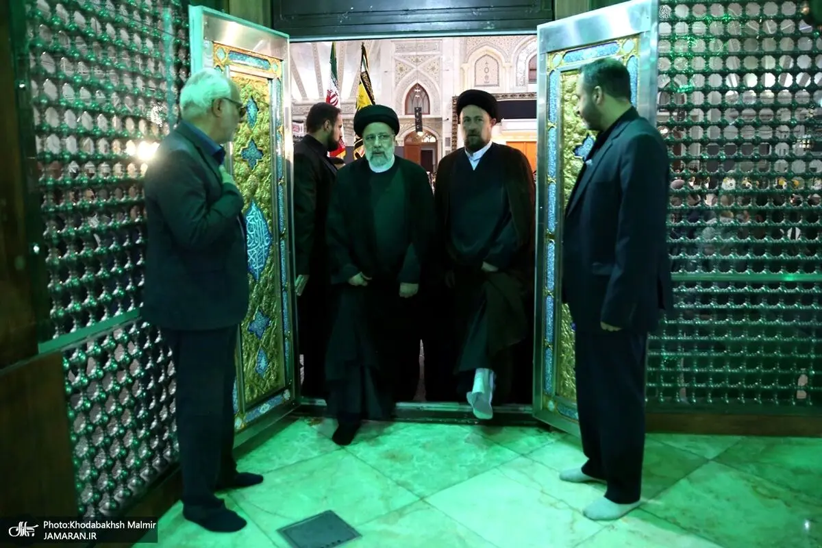 ابراهیم رئیسی بر سر مزار آیت الله هاشمی +عکس