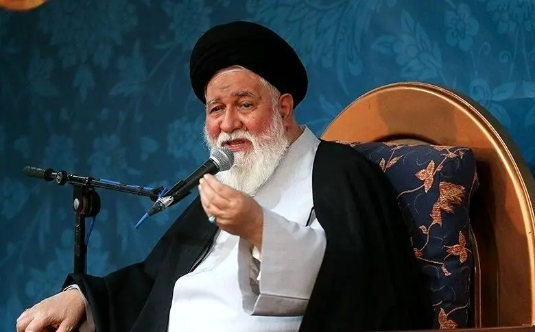 علم‌الهدی: عده ای به خاطر گرانی‌ها، نظام را مقصر می‌دانند | دشمن هر کار بتواند در تقابل با ما انجام می‌دهد
