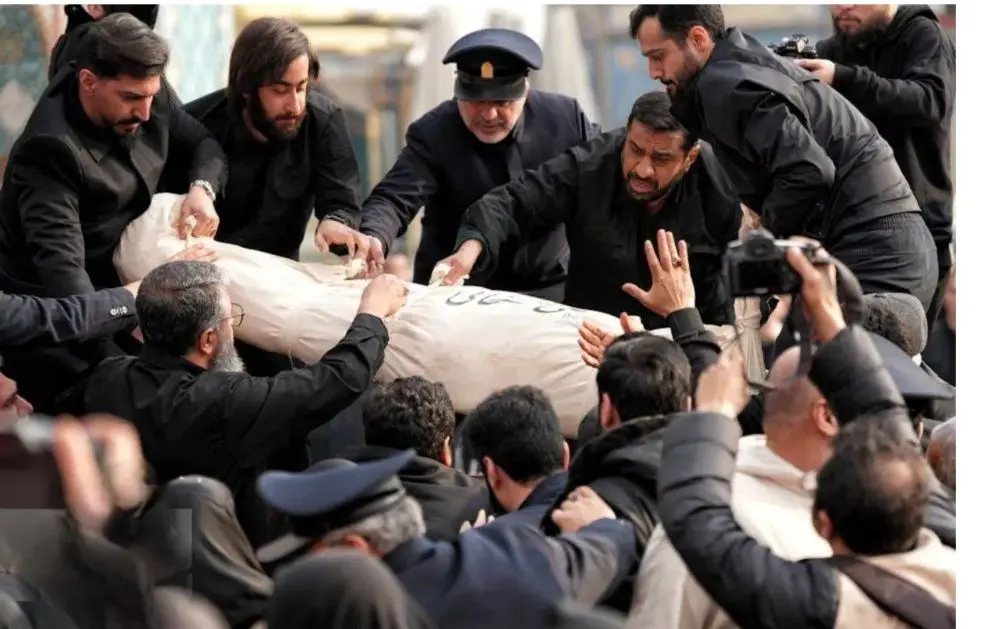 روایت شاهدان از بدن بدون سر شهید شمخانی

