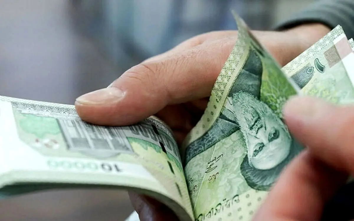  افزایش نجومی  حقوق‌ کارمندان و بازنشستگان و فرهنگیان بازنشسته در سال آینده
