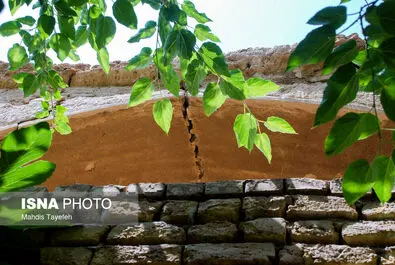 فرونشست زمین اصفهان