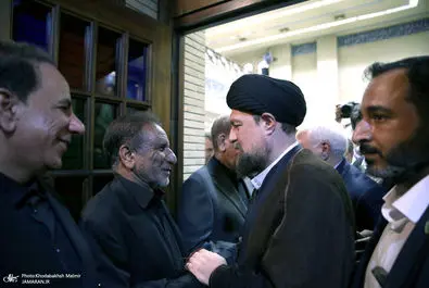 مراسم ترحیم مادر اسحاق جهانگیری