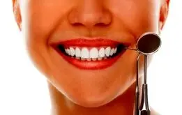 سریع ترین روش سفید شدن دندان در خانه چیست؟ 8 روش سفید کردن دندان