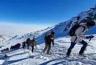 صعود اولین زن ایرانی به باشگاه ۸۰۰۰ متری‌های جهان + عکس