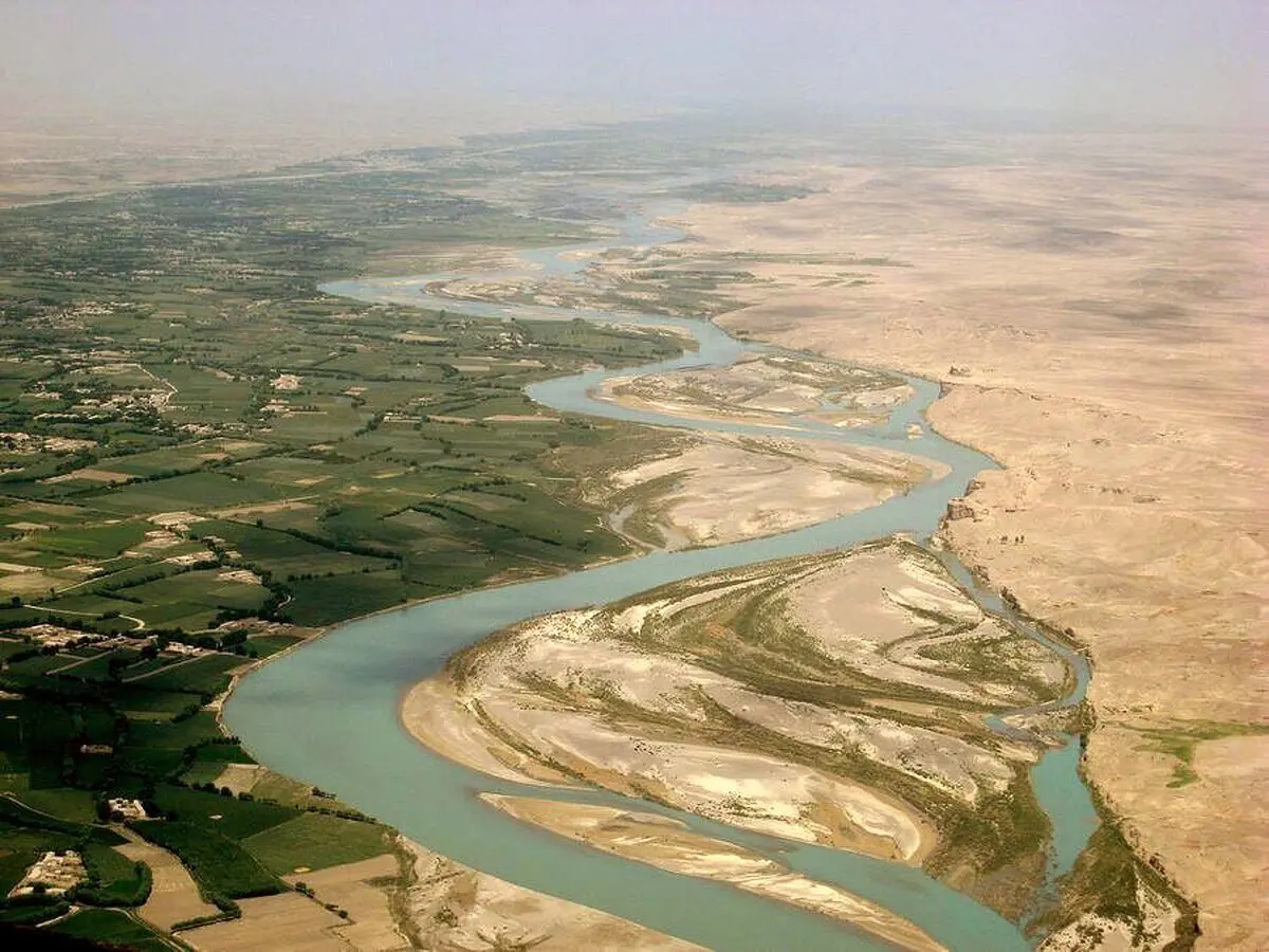  ورود اولین آب از افغانستان به ایران / هامون سیراب شد + فیلم