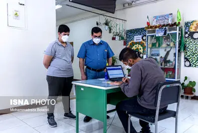 واکسیناسیون دانش آموزان