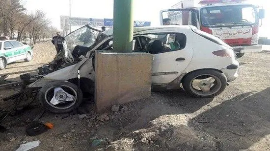 رانندگی خطرناک با پژو ۲۰۶ تصادفی در جاده! +فیلم