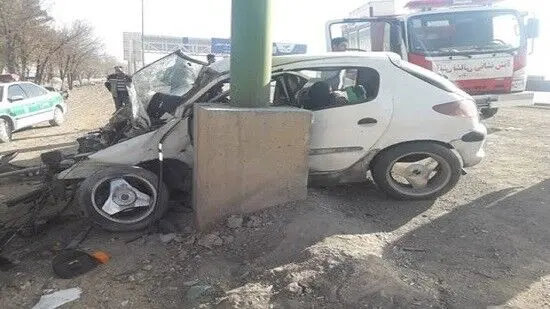 رانندگی خطرناک با پژو ۲۰۶ تصادفی در جاده! +فیلم