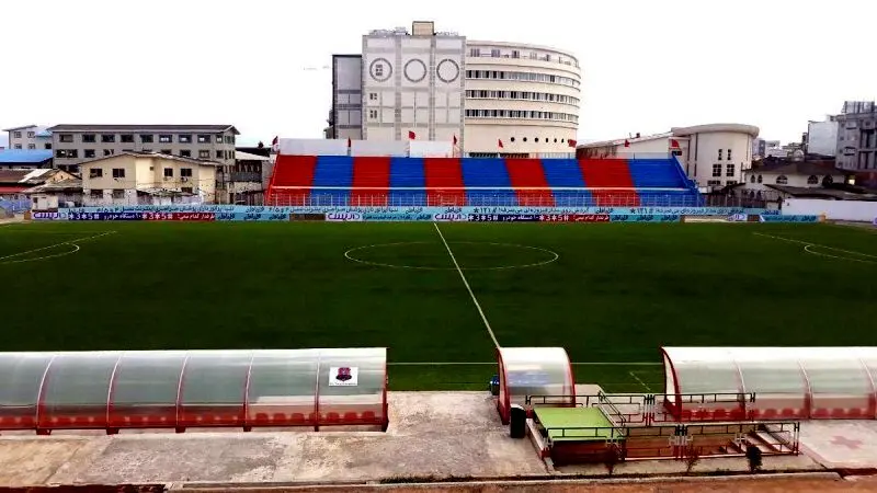 پای پلیس به بازی نساجی - پرسپولیس باز شد
