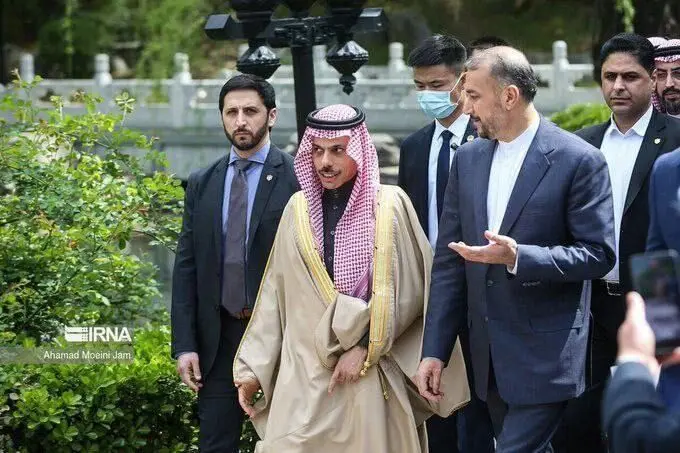 امیرعبداللهیان میهمان امیران عربستان