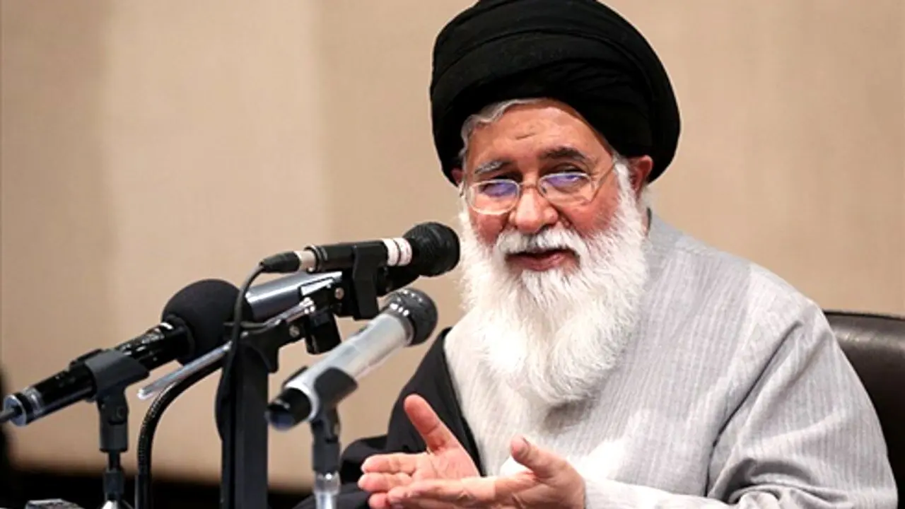 انتقاد علم‌الهدی از  وجود «انواع مفاسد اخلاقی و مشروبات الکلی» در مناطق آزاد ‌

