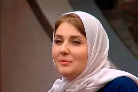 آموزش زبان فرانسه به شیوه‌ای خاص توسط گلورای هاردی در جوکر +فیلم