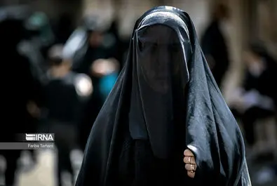 عزاداری بانوانِ نقاب‌زده در «چهل منبر» لرستان