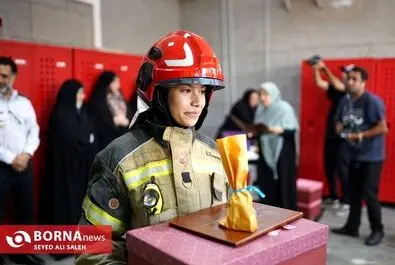 دختران آتش نشان