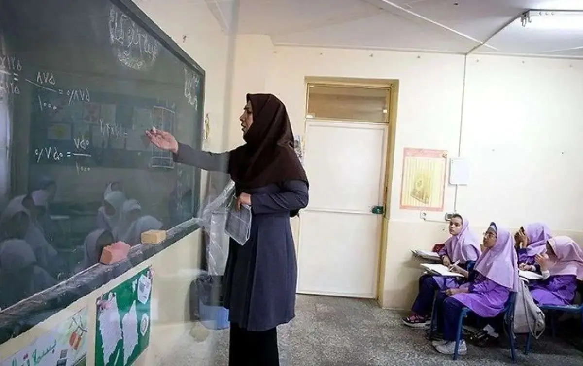 فرهنگیان بازنشسته بخوانند / آغار پرداخت معوقات فرهنگیان