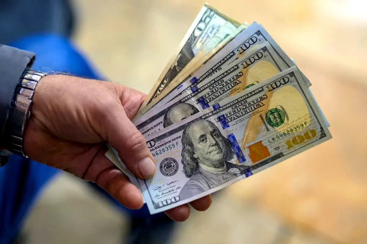 قیمت ارز امروز یکشنبه ۲۰ مهر ۱۴۰۴ / دلار عقب‌نشینی کرد