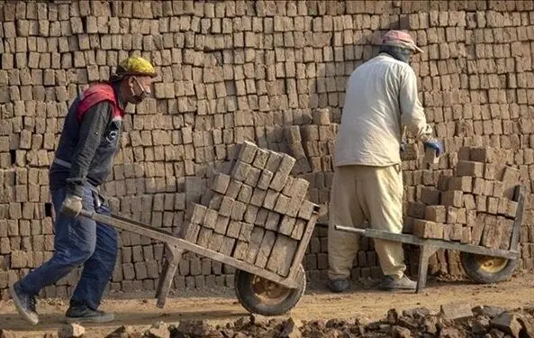 خبر خوش برای کارگران/ توزیع سبد کالای ۵ میلیونی در کنار حقوق ها