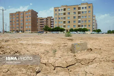 فرونشست زمین اصفهان