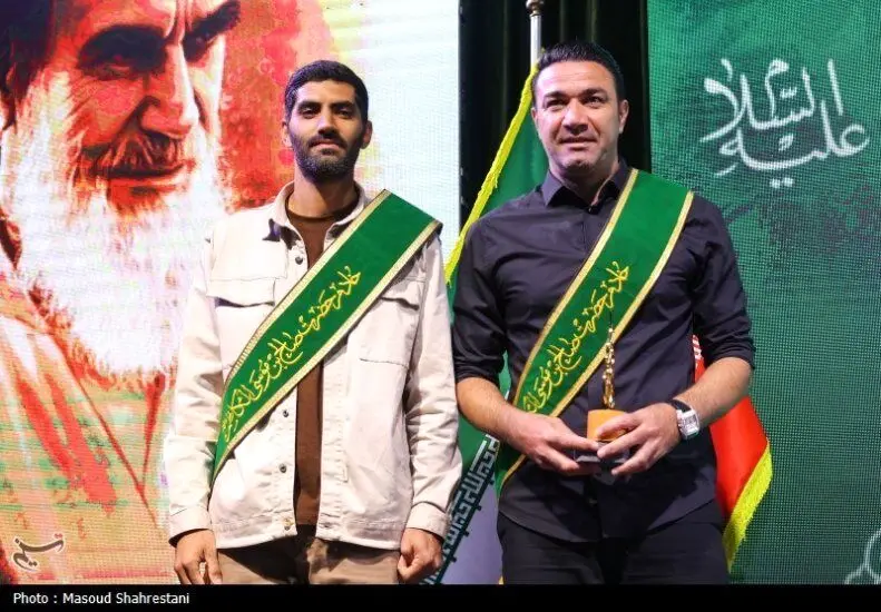 جواد نکونام، خادم امام‌زاده صالح شد

