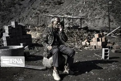 کارگران معادن زغال سنگ در شمال ایران