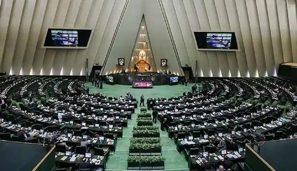 اعلام وصول سوال از 3 وزیر دولت رئیسی در مجلس/ وزرای اقتصادی به صف شدند