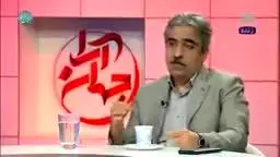 کارشناس تلویزیون از دولت بابت دلار ۳۳ هزار تومانی تشکر کرد