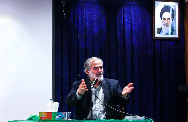 ظرفیت دانشجویان با سهمیه ایثارگران که به کشور وفادارند، افزایش یابد!