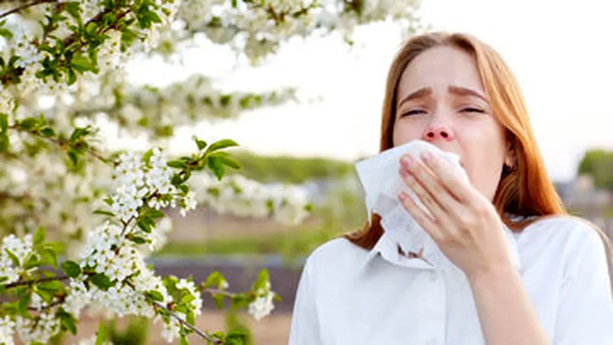 چرا آلرژی فصلی می‌گیریم؟