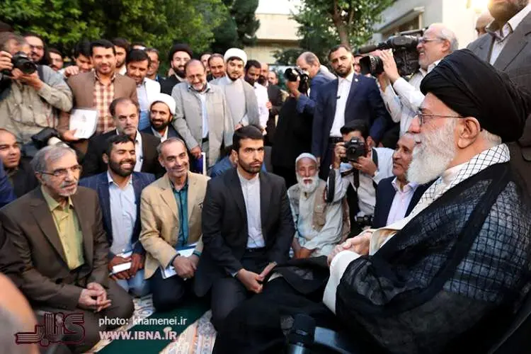 شعرخوانی یک زن در محضر رهبری درباره شغل خانوادگی اش + فیلم