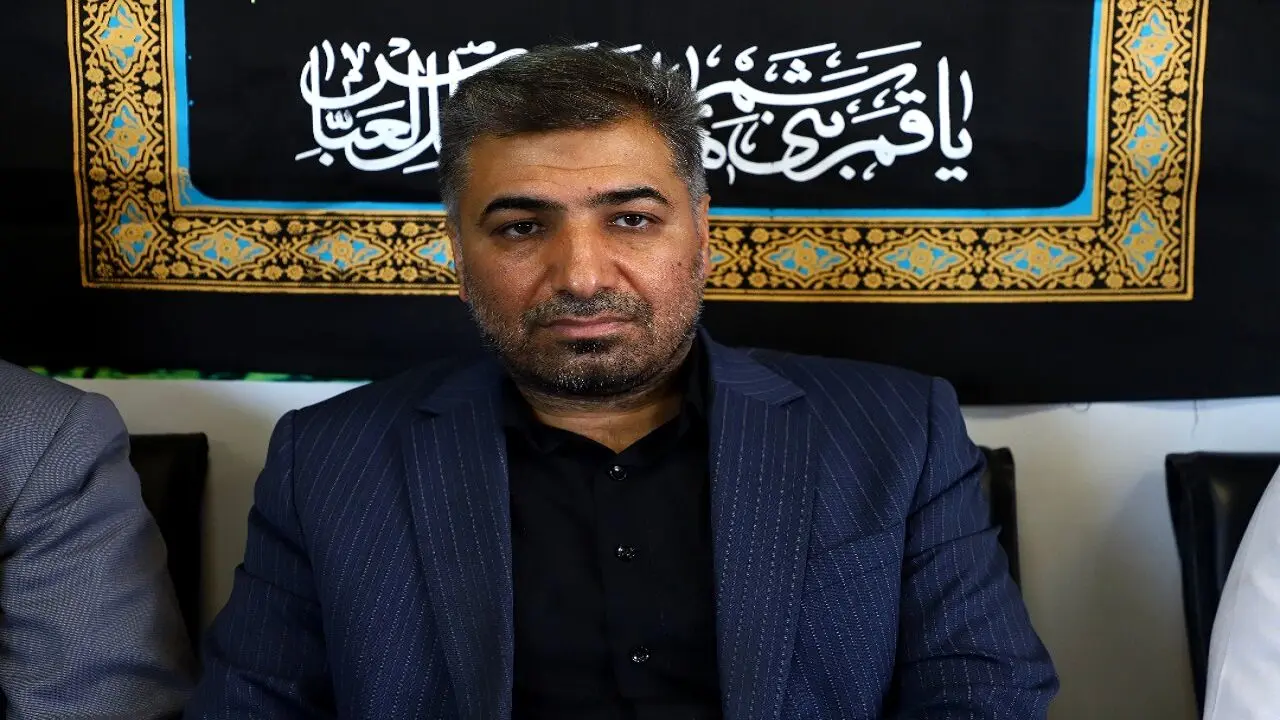اتوبوسرانی و تاکسیرانی این شهر تا پایان شب شام غریبان خدمات رسانی  می‌کنند