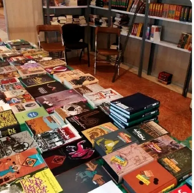 پلمب غرفه انتشارات روزنه در نمایشگاه کتاب