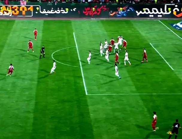 استقلالی ها به سیم آخر زدند/ سند پرسپولیسی بودن کمک‌داور بازی با مس رو شد + عکس

