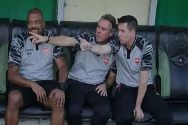 این پرسپولیسی‌ها با دستمزد ناچیز ایران را ترک کردند