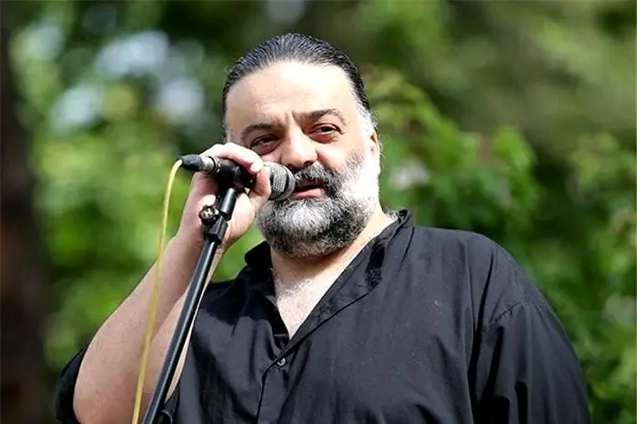 | همخوانی جنجالی علیرضا عصار با یک دختر حوان/ببینید