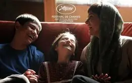 حضور درخشان پیمان معادی و پریناز ایزدیار در فرش قرمز کن با زن و بچه +عکس