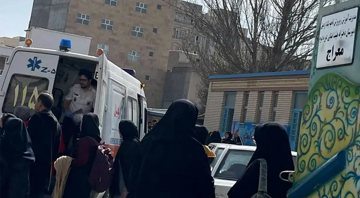 مسمومیت دانش‌آموزان مدرسه دخترانه معراج سقز +فیلم

