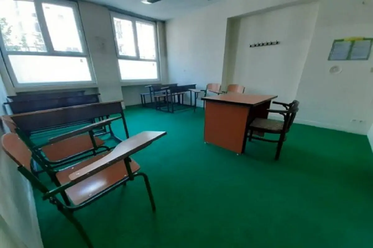 اقدام جدید آموزش و پرورش؛ مدرسه بدون کفش!