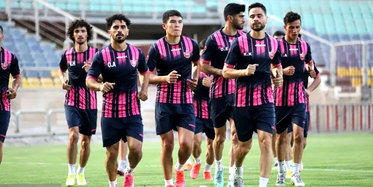 بازیکن پرسپولیس به تمرینات گروهی برمی‌گردد
