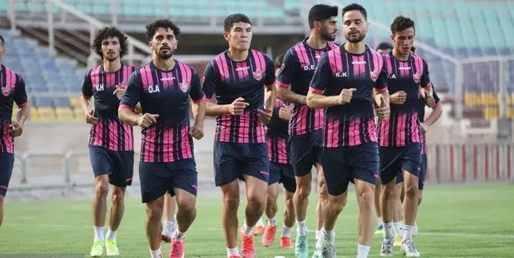 بازیکن پرسپولیس به تمرینات گروهی برمی‌گردد
