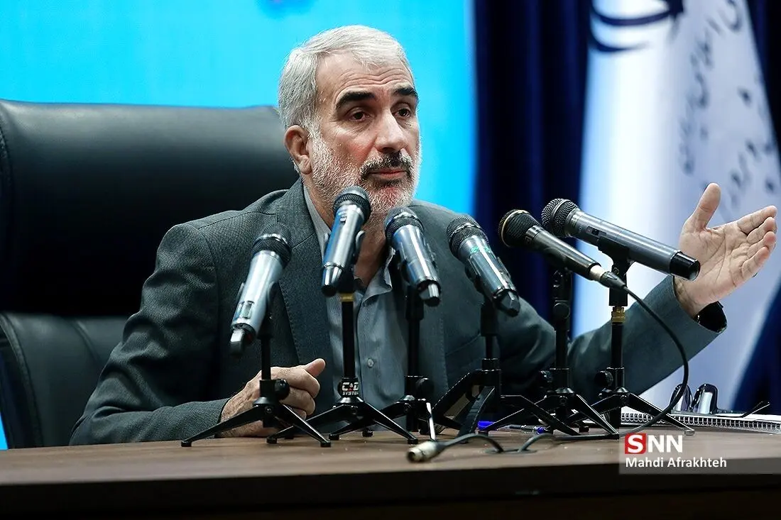 وزیر آموزش و پرورش معلمان معترض به رتبه‌بندی را تهدید به اخراج کرد