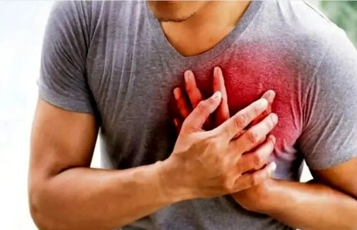 علائم هشداردهنده حمله قلبی که ممکن است تجربه کنید