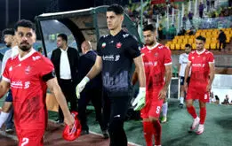 اشک هواداران پرسپولیس برابر ملوان درامد
