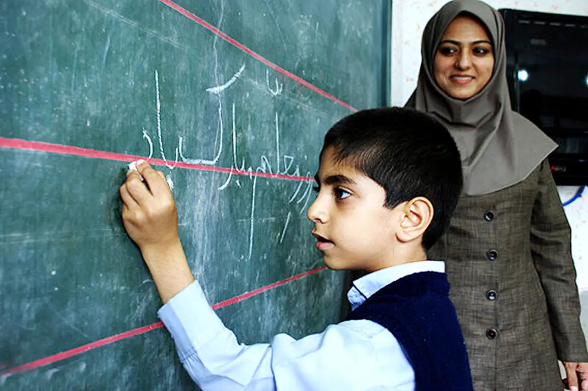 تکلیف خدمت معلمان در آستانه بازنشستگی مشخص شد
