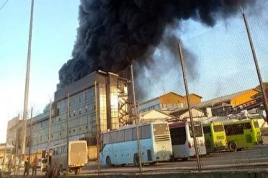 ببینید / تصاویری از آتش‌سوزی در کارخانه شرکت کاله واقع در شهر آمل
