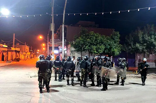 در  خیابان انقلاب تهران  چه خبر شده بود؟