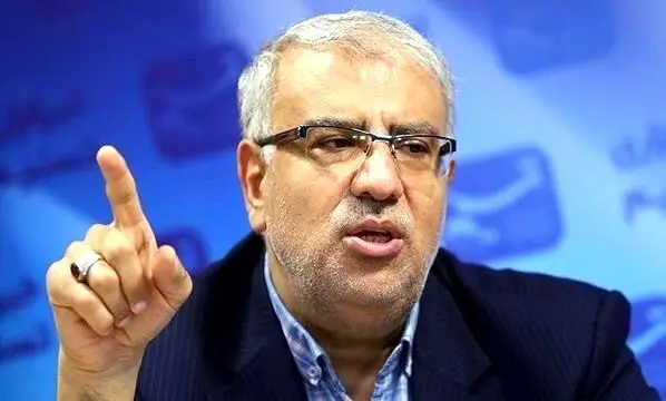 تصویری عجیب از وزیر دولت رئیسی با دمپایی در جلسه کاری + عکس
